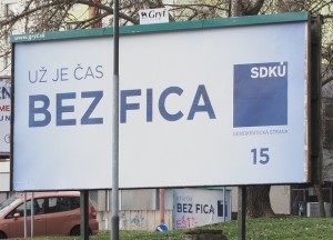 24.2.2016: billboard SDKÚ "bez Fica" (dva krát)